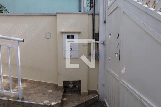 Quintal de casa à venda com 3 quartos, 158m² em Cidade Antônio Estevão de Carvalho, São Paulo