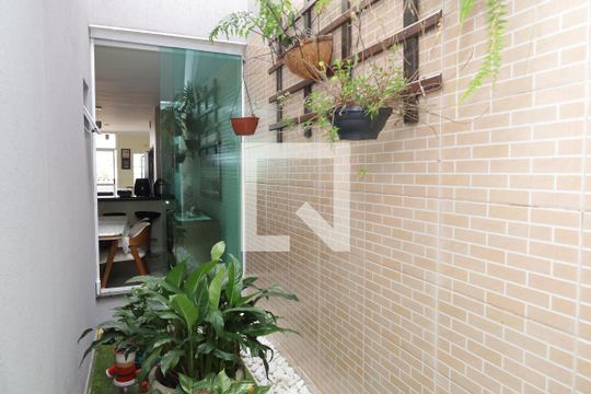 Jardim de Inverno de casa à venda com 3 quartos, 158m² em Cidade Antônio Estevão de Carvalho, São Paulo