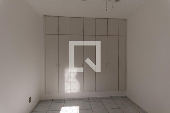 Suíte de casa à venda com 3 quartos, 178m² em Vila Marieta, Campinas