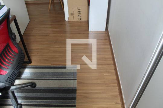 Escritório de apartamento para alugar com 3 quartos, 70m² em Jardim Sabiá, Cotia