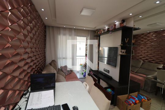 Apartamento à venda com 2 quartos, 47m² em Jardim Colonial, São Paulo