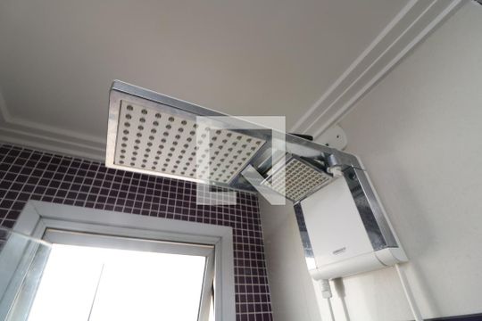 Banheiro de apartamento à venda com 2 quartos, 47m² em Jardim Colonial, São Paulo