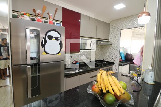 Cozinha de apartamento à venda com 2 quartos, 47m² em Jardim Colonial, São Paulo