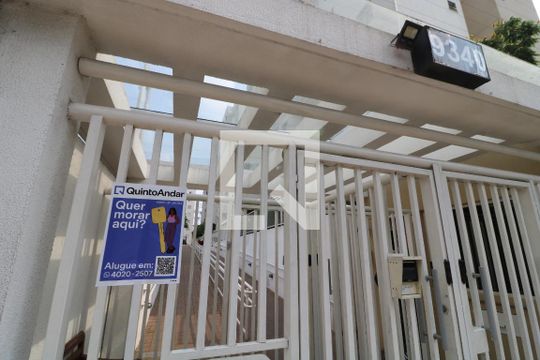 Fachada de apartamento à venda com 2 quartos, 47m² em Jardim Colonial, São Paulo