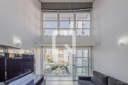 Sala de apartamento para alugar com 1 quarto, 65m² em Pinheiros, São Paulo