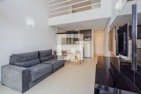 Sala de apartamento para alugar com 1 quarto, 65m² em Pinheiros, São Paulo