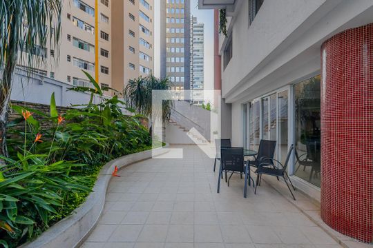 Área comum de apartamento para alugar com 1 quarto, 65m² em Pinheiros, São Paulo