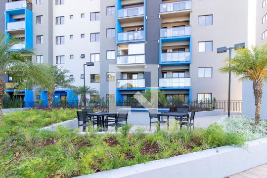 Área comum de apartamento para alugar com 2 quartos, 63m² em Campo Comprido, Curitiba