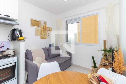 Sala de apartamento à venda com 2 quartos, 33m² em Cambuci, São Paulo