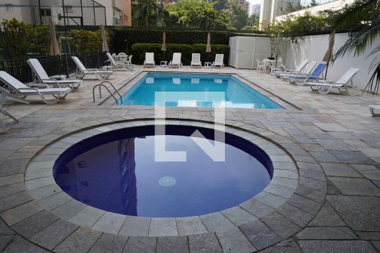 Área comum - Piscina de apartamento à venda com 2 quartos, 103m² em Real Parque, São Paulo