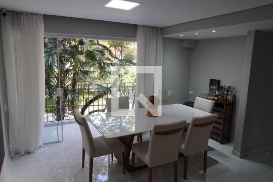 Apartamento à venda com 2 quartos, 103m² em Real Parque, São Paulo