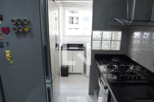 Cozinha de apartamento à venda com 2 quartos, 103m² em Real Parque, São Paulo