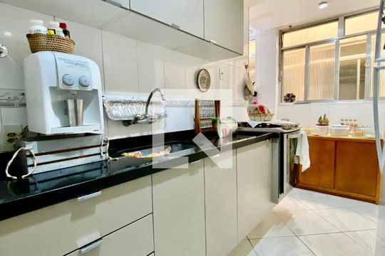 Cozinha de apartamento à venda com 3 quartos, 71m² em Cachambi, Rio de Janeiro