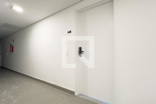 Área comum- hall do andar  de apartamento à venda com 1 quarto, 32m² em Indianópolis, São Paulo