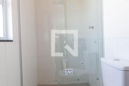 Banheiro de apartamento à venda com 2 quartos, 35m² em Santana, São Paulo