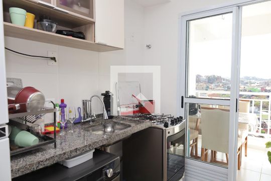 Cozinha de apartamento para alugar com 2 quartos, 32m² em Cidade Antônio Estevão de Carvalho, São Paulo