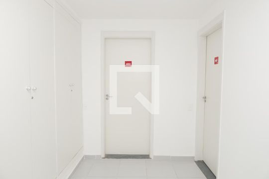 Área comum -Saguão do andar de apartamento para alugar com 2 quartos, 32m² em Cidade Antônio Estevão de Carvalho, São Paulo