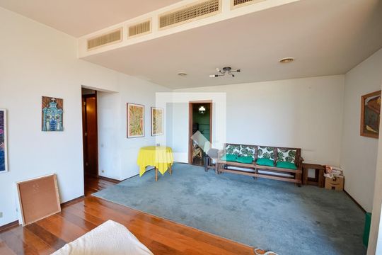 Sala de apartamento à venda com 4 quartos, 220m² em Tijuca, Rio de Janeiro