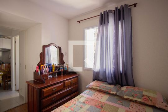 Quarto 1 de apartamento à venda com 2 quartos, 35m² em Vila Carmosina, São Paulo