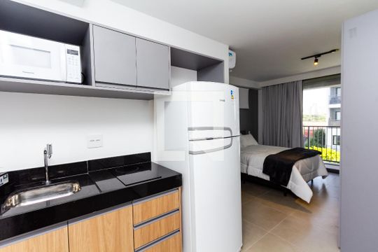 Studio de kitnet/studio à venda com 1 quarto, 28m² em Indianópolis, São Paulo