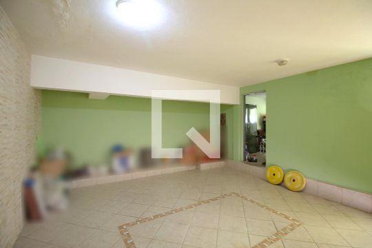Garagem de casa à venda com 4 quartos, 261m² em Concórdia, Belo Horizonte