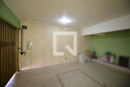 Garagem de casa à venda com 4 quartos, 261m² em Concórdia, Belo Horizonte