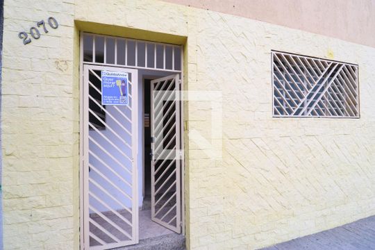 Fachada de casa à venda com 4 quartos, 180m² em Vila Romana, São Paulo