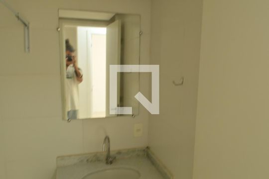 Banheiro de casa de condomínio à venda com 3 quartos, 91m² em Tanque, Rio de Janeiro