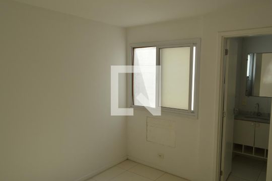 Suíte de casa de condomínio à venda com 3 quartos, 91m² em Tanque, Rio de Janeiro