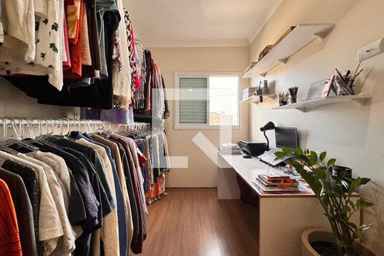Quarto 1 de apartamento à venda com 2 quartos, 49m² em Vila Eldízia, Santo André
