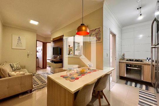 Apartamento à venda com 2 quartos, 49m² em Vila Eldízia, Santo André