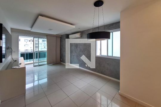 Sala de apartamento à venda com 3 quartos, 98m² em Icaraí, Niterói