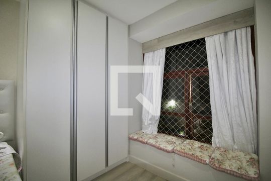 Quarto 2 de apartamento para alugar com 2 quartos, 60m² em Dois de Julho, Salvador
