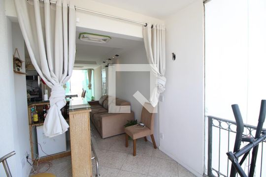 Sala - Varanda de apartamento à venda com 3 quartos, 136m² em Vila Amélia, São Paulo