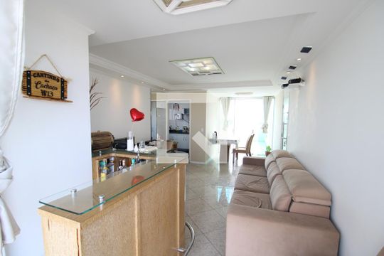 Apartamento à venda com 3 quartos, 136m² em Vila Amélia, São Paulo