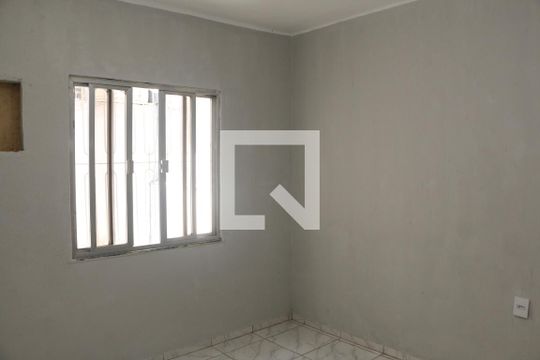 Quarto 1 de casa para alugar com 1 quarto, 60m² em Jardim Sao Joao, Nova Iguaçu