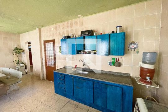 Cozinha de casa à venda com 4 quartos, 440m² em Jardim Riacho das Pedras, Contagem
