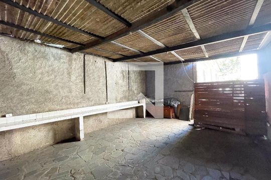 Garagem de casa para alugar com 4 quartos, 440m² em Jardim Riacho das Pedras, Contagem