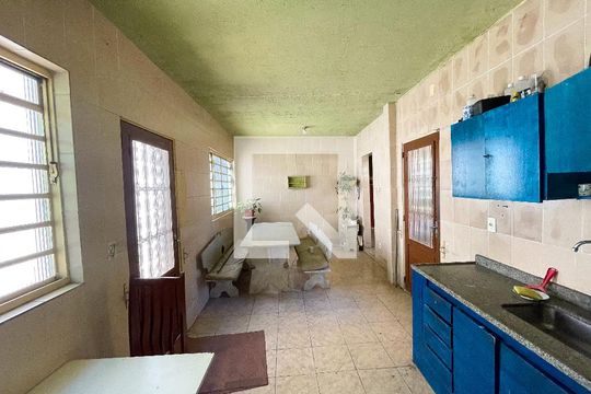Cozinha de casa para alugar com 4 quartos, 440m² em Jardim Riacho das Pedras, Contagem