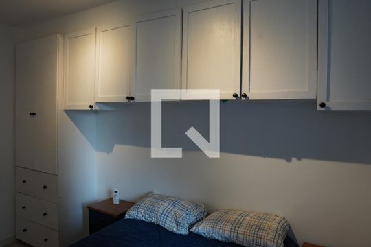 Quarto de apartamento à venda com 1 quarto, 35m² em Pinheiros, São Paulo