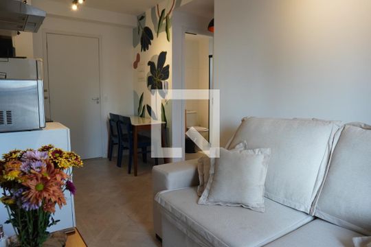 Sala de apartamento à venda com 1 quarto, 35m² em Pinheiros, São Paulo