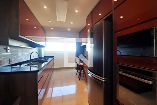 Cozinha de apartamento à venda com 2 quartos, 97m² em Campestre, Santo André