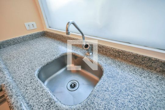 Cozinha de apartamento para alugar com 2 quartos, 68m² em Jardim Paulista, São Paulo