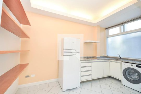 Cozinha de apartamento para alugar com 2 quartos, 68m² em Jardim Paulista, São Paulo