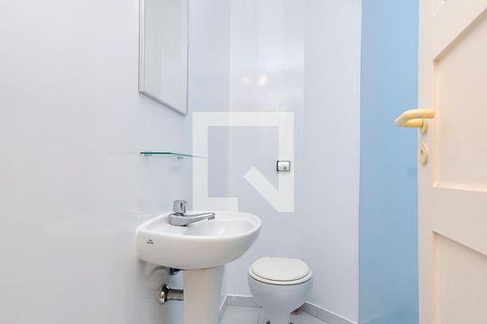 Banheiro de apartamento para alugar com 2 quartos, 68m² em Jardim Paulista, São Paulo