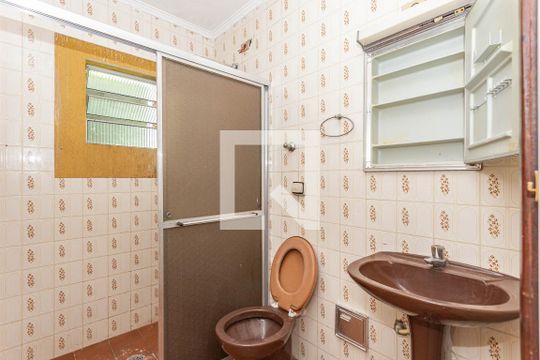 Banheiro de casa à venda com 2 quartos, 168m² em Vila Moraes, São Paulo