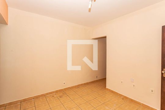 Sala de casa à venda com 2 quartos, 168m² em Vila Moraes, São Paulo