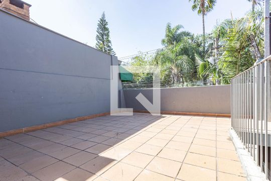 Varanda de casa à venda com 2 quartos, 168m² em Vila Moraes, São Paulo