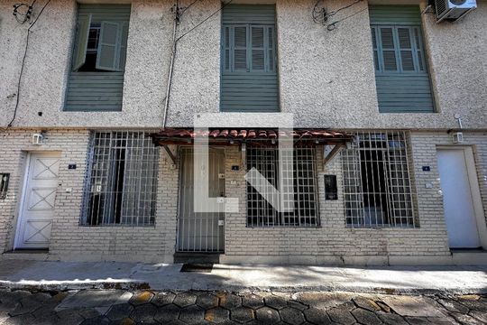 Fachada Casa de casa para alugar com 2 quartos, 122m² em Chácara Monte Alegre, São Paulo
