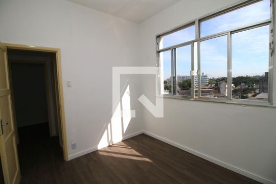 Quarto 1 de apartamento à venda com 2 quartos, 62m² em Olaria, Rio de Janeiro